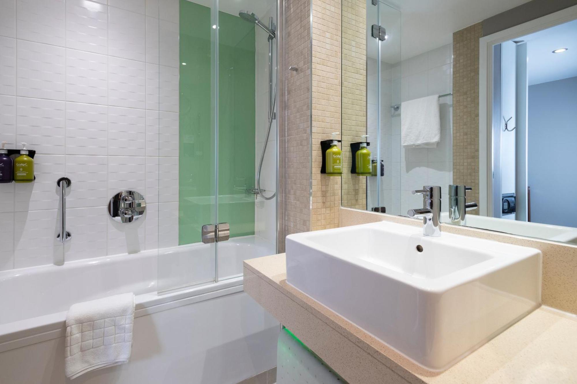 Holiday Inn Derby Riverlights By Ihg Extérieur photo